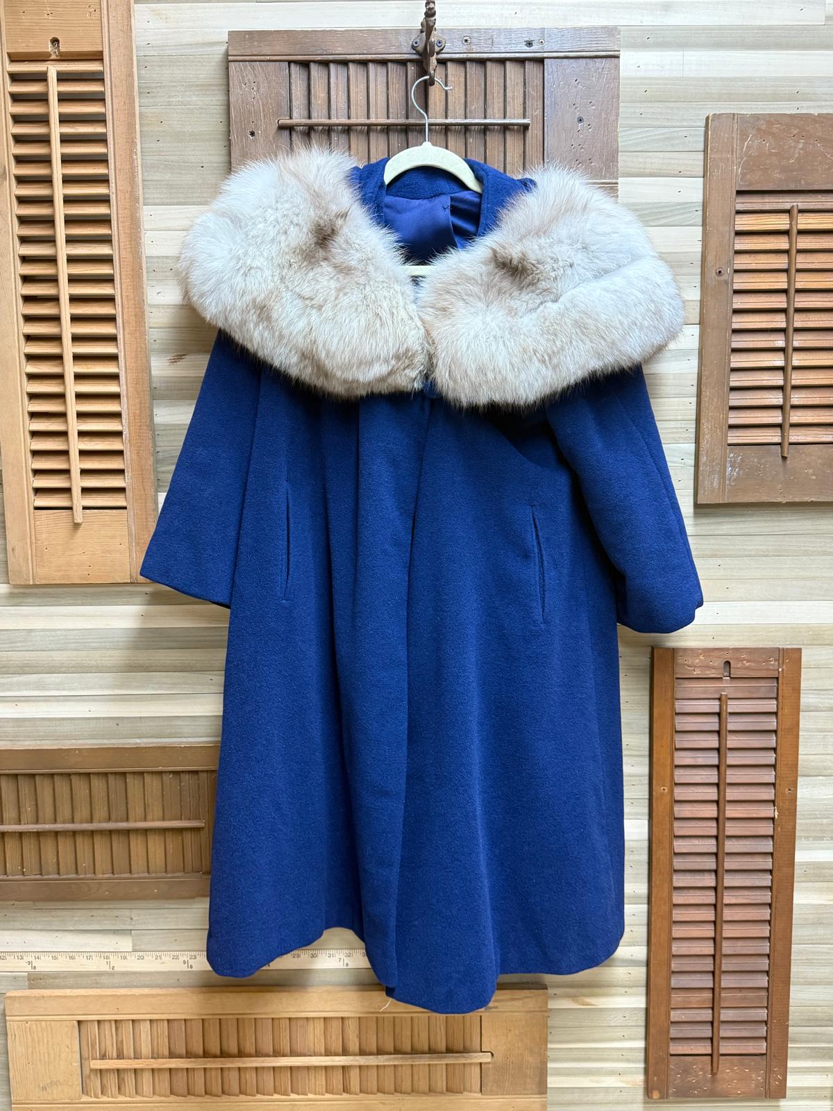 Union Tags Wool Single Clasp "Mahara" Fur Trim Collar
