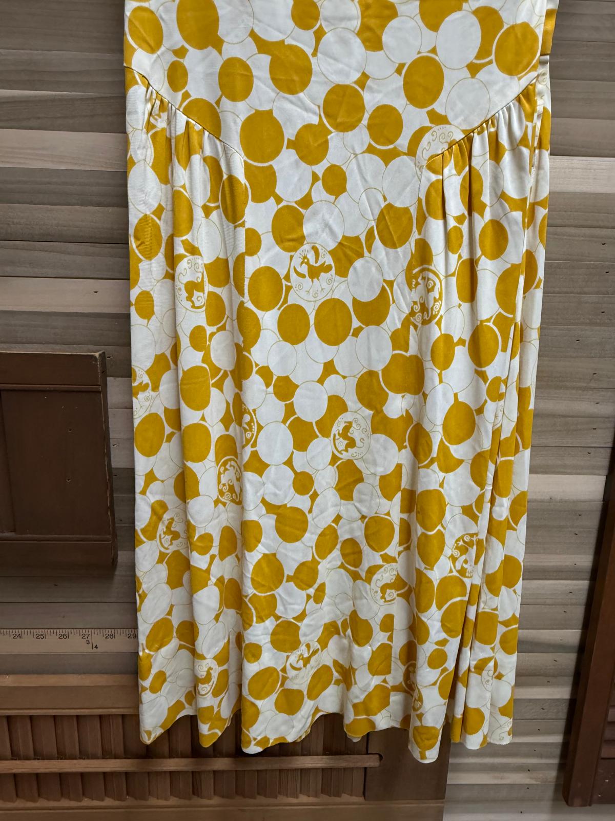 1940's Rayon Yellow and White Bubble Patterned Square Neck Dress with 4 Button Accents
