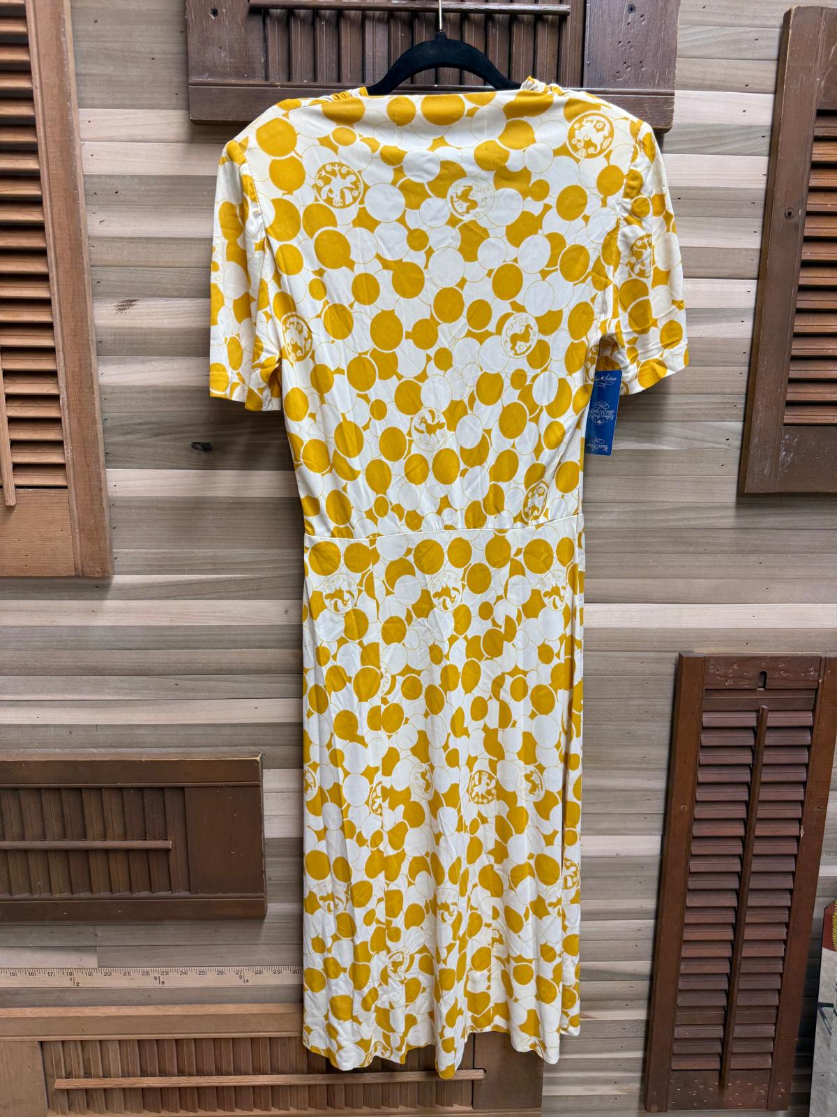 1940's Rayon Yellow and White Bubble Patterned Square Neck Dress with 4 Button Accents