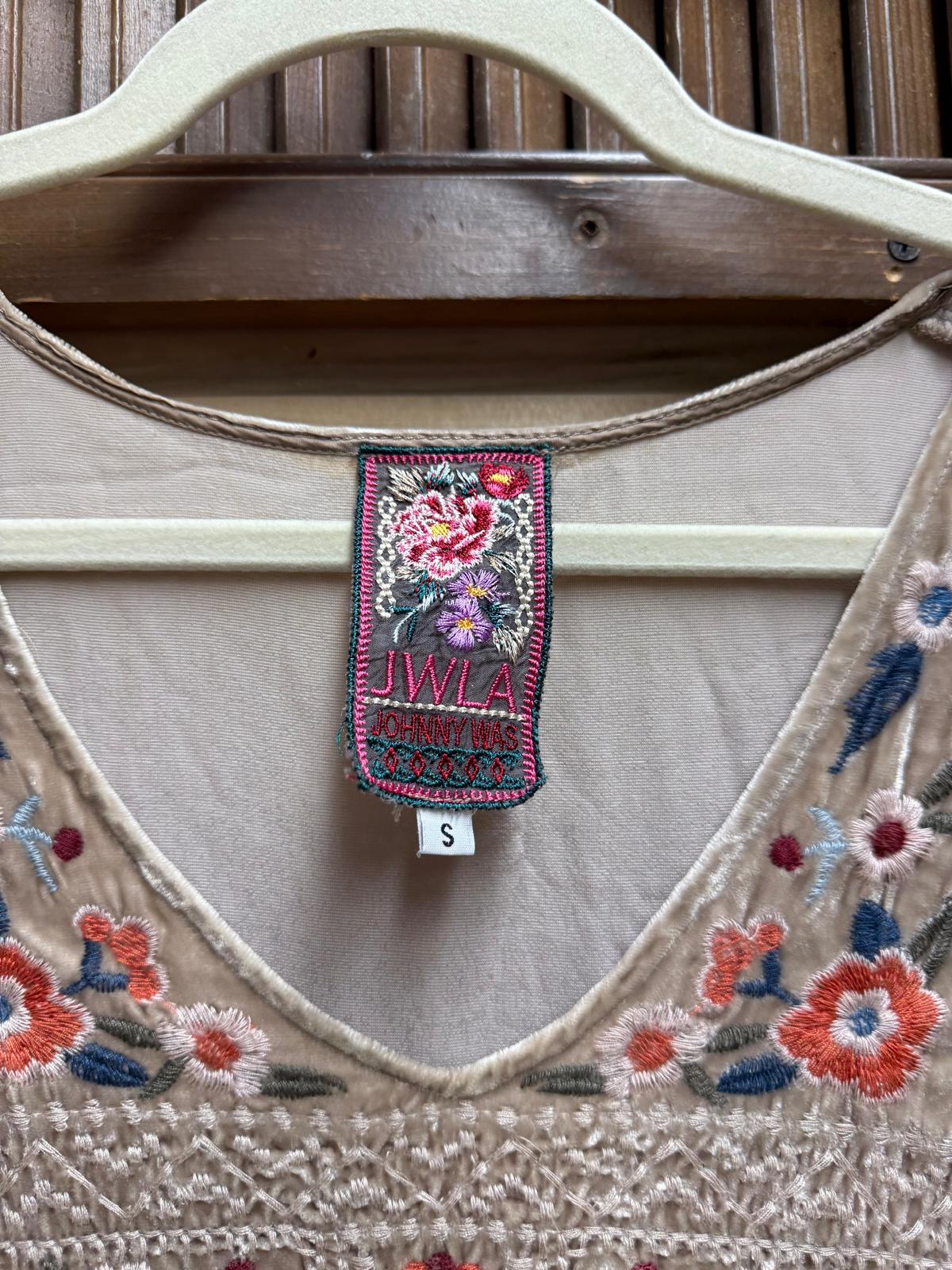 Retro "Johnny Was" Beige Tan Rose Silk Rayon Velvet