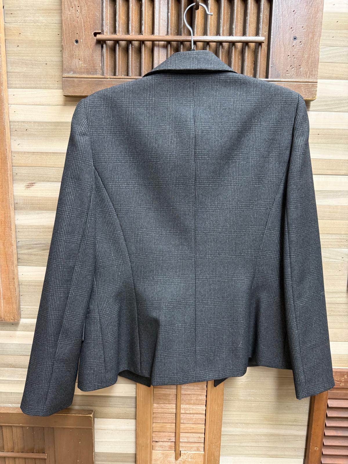 Evan-Picone Gray Plaid Pants Suit Lined in Size 6