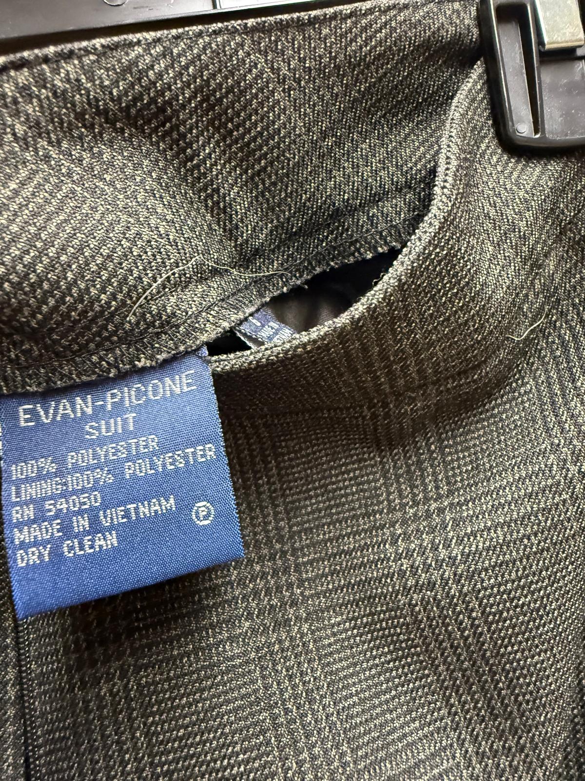 Evan-Picone Gray Plaid Pants Suit Lined in Size 6