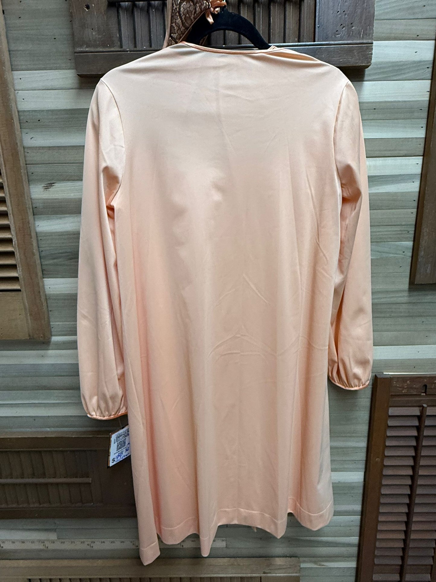 1970's Vanity Fair Peach with Brown Lace Nightgown, Cover, and Matching slippers Size Small