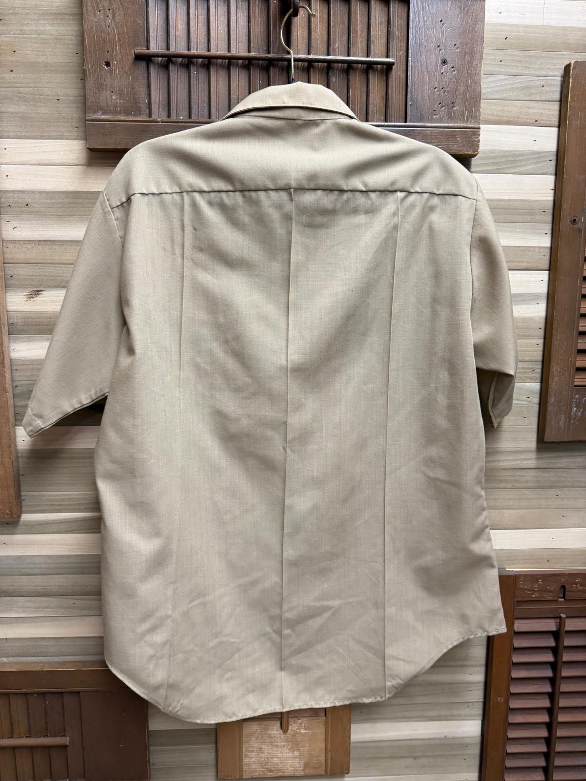1970's US Marine Corp Khaki Short Sleeve Dress Shirts with Staff Sergeant Patches Size Large Neck 16.5