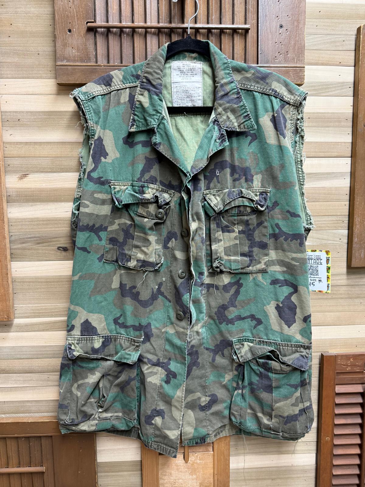 1970's Vietnam Era ERDL USMC Woodland Combat Camo Coat with Sleeves Removed Size M