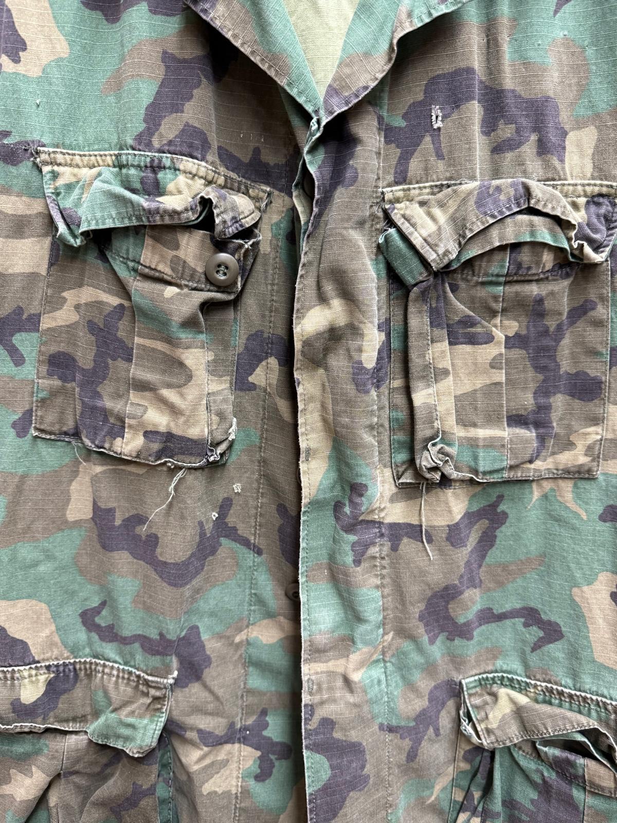 1970's Vietnam Era ERDL USMC Woodland Combat Camo Coat with Sleeves Removed Size M