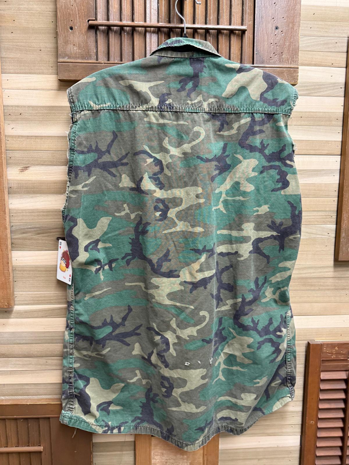 1970's Vietnam Era ERDL USMC Woodland Combat Camo Coat with Sleeves Removed Size M