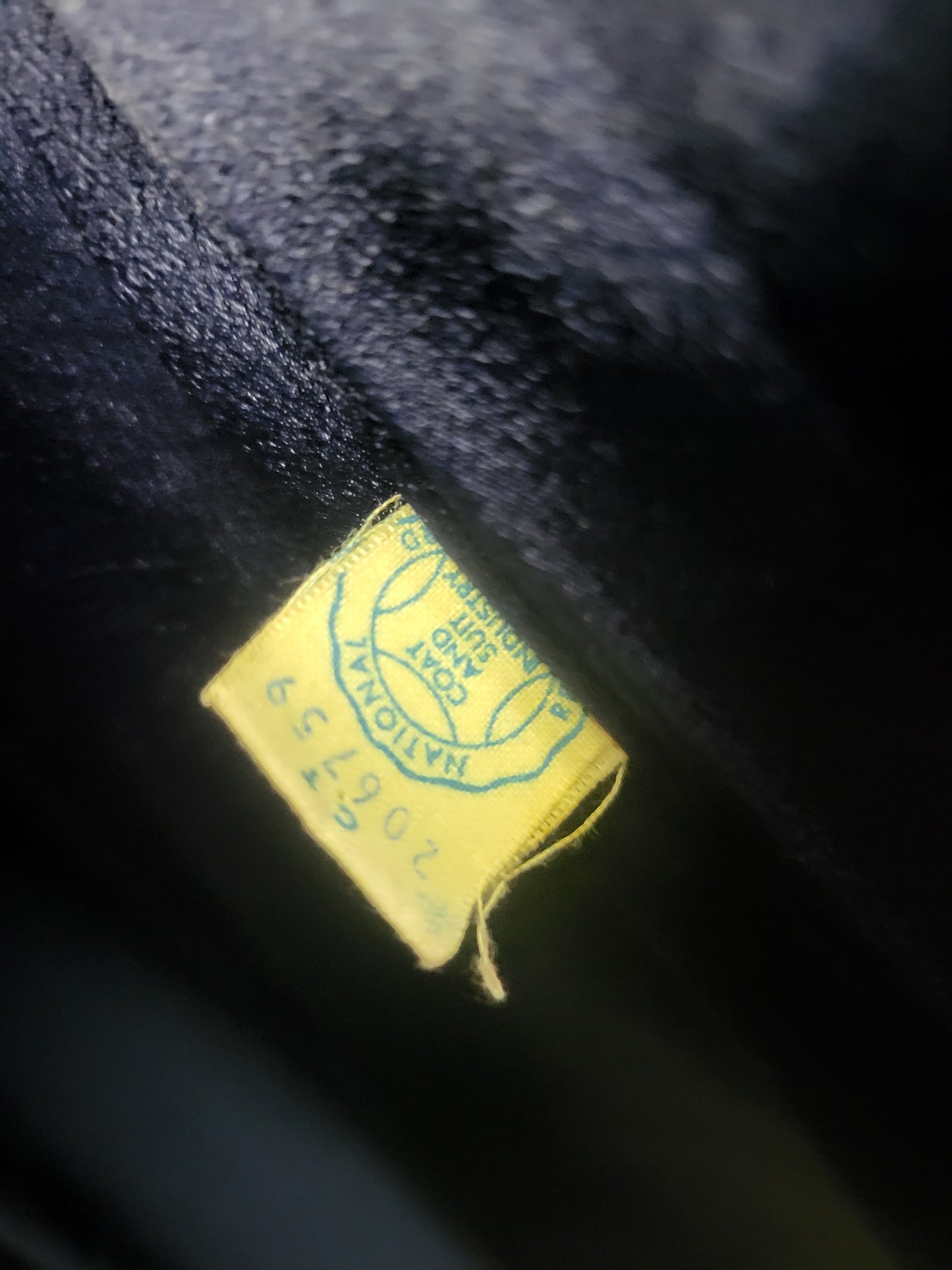 Union Tags Wool Single Clasp "Mahara" Fur Trim Collar