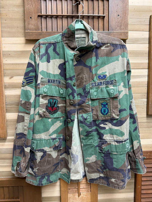 Faded Genuine United States Air Force Dress Uniform (BDU) Woodland Camo Top with Patches