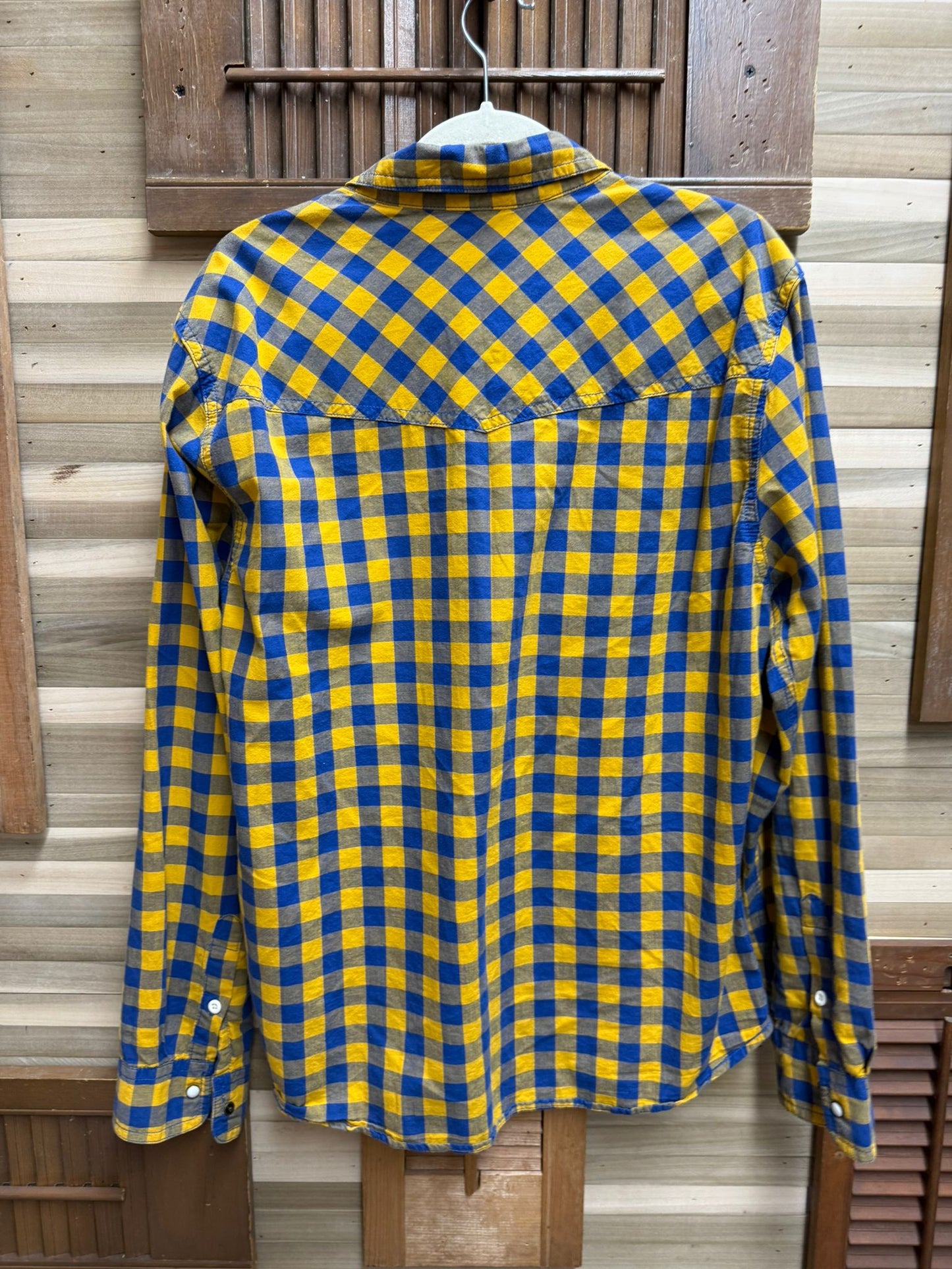 White Snapbacks on Blue and Yellow Checked "Roebuck & Co" Long Sleeve Cotton Size Large
