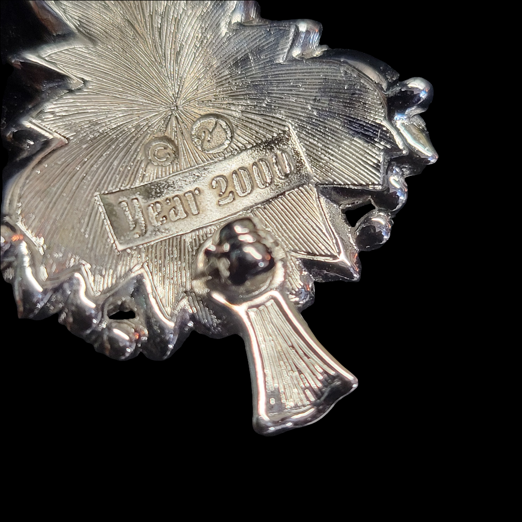 Swarovski Signed Year 2000  Christmas Silver Tree Pin