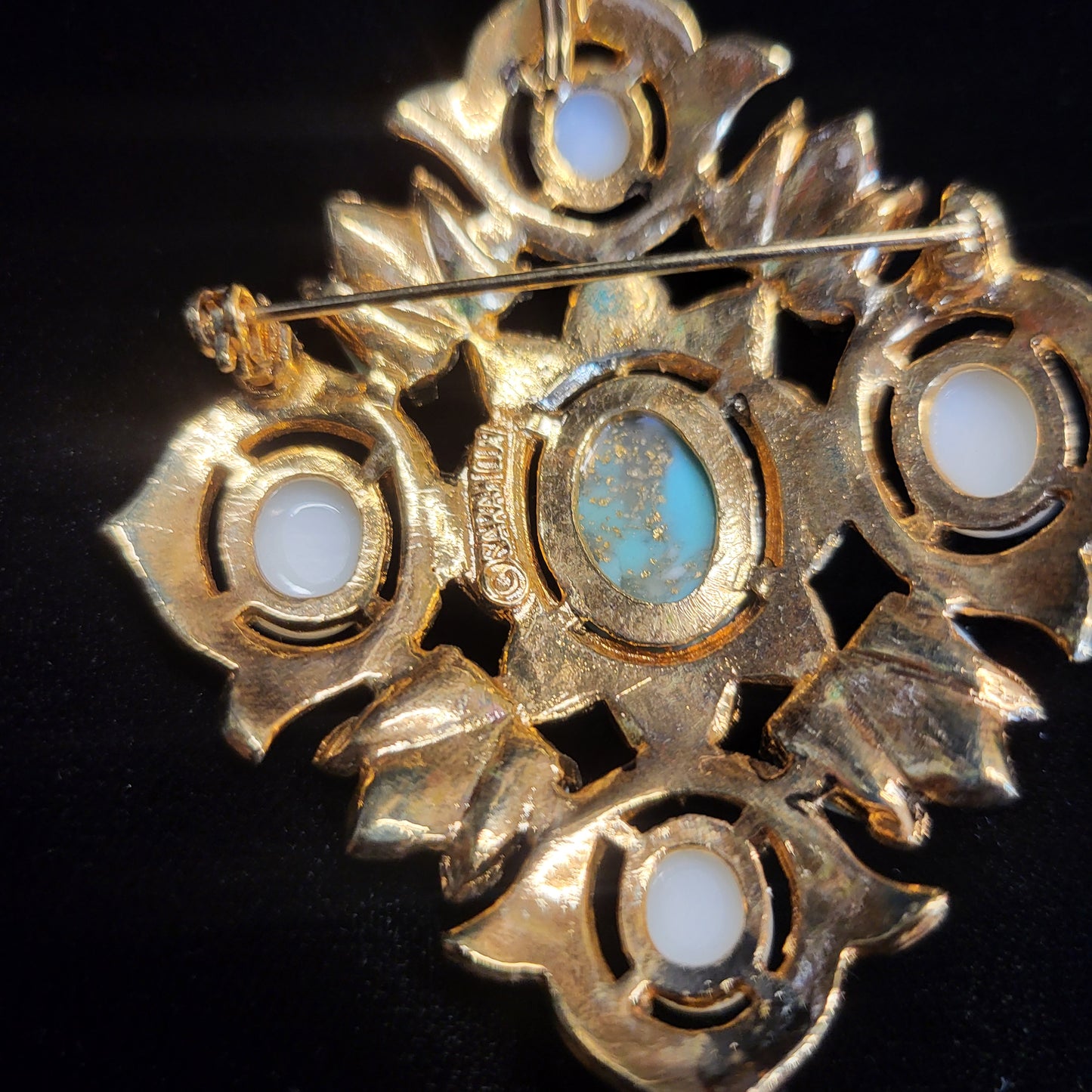 Stamped "Sarah Coventry" Gold Tone Faux Pearl & Faux Turquois Brooch or Pendant